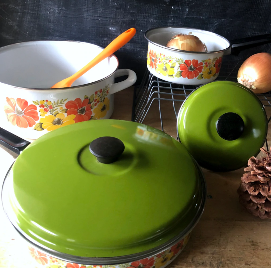 Vintage Cooking and Bakeware