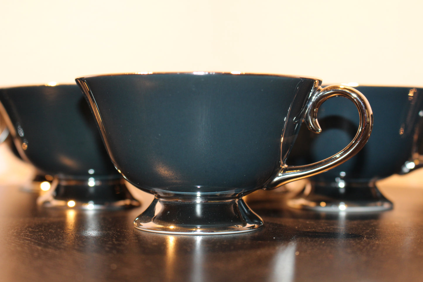 Flintridge Teacup Set