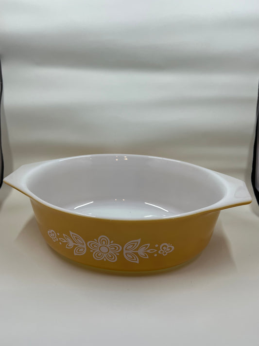 Vintage Pyrex Casserole Dish - Butterfly Gold #043