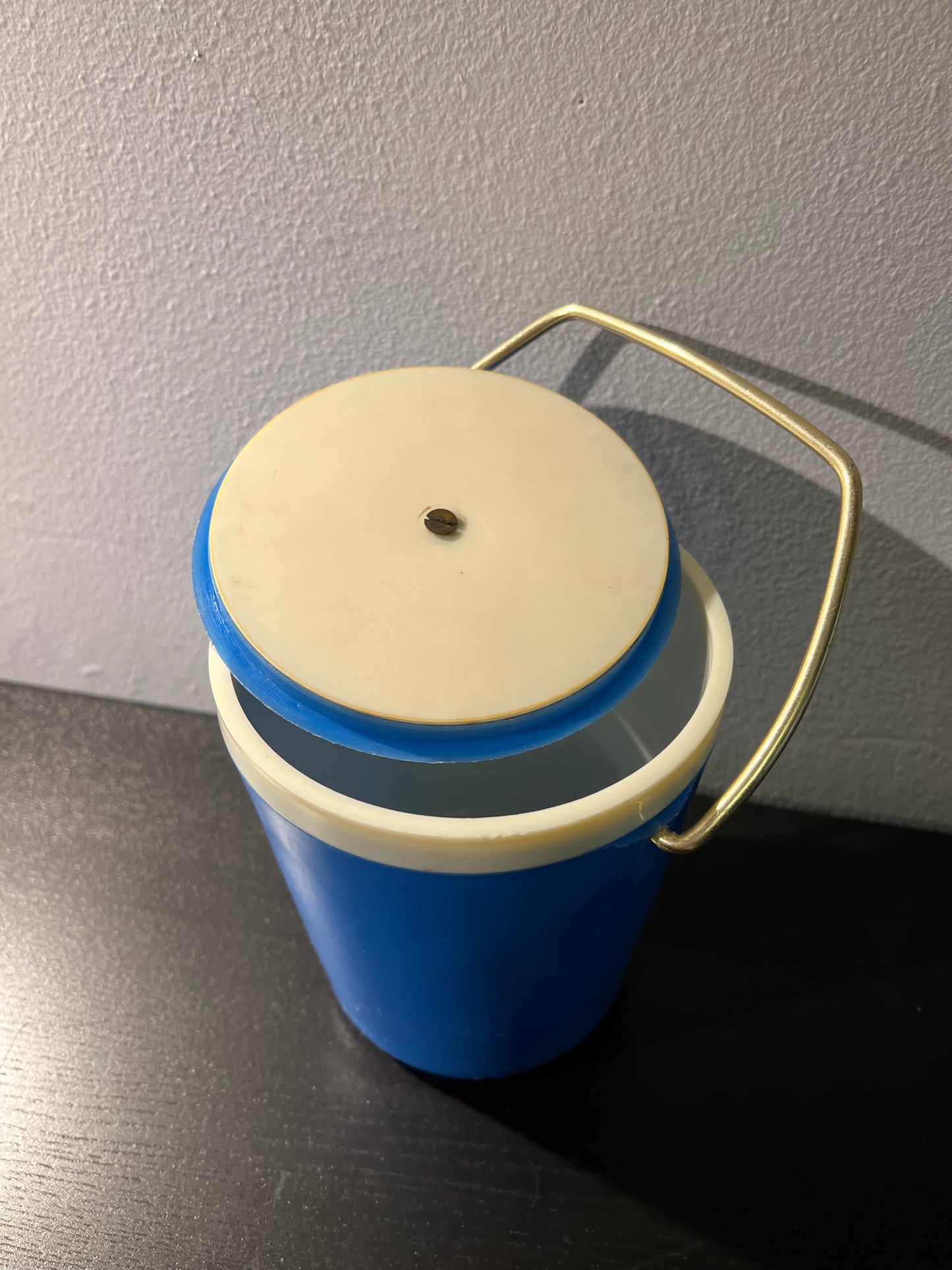 MCM Blue Camel Brand Ice Bucket