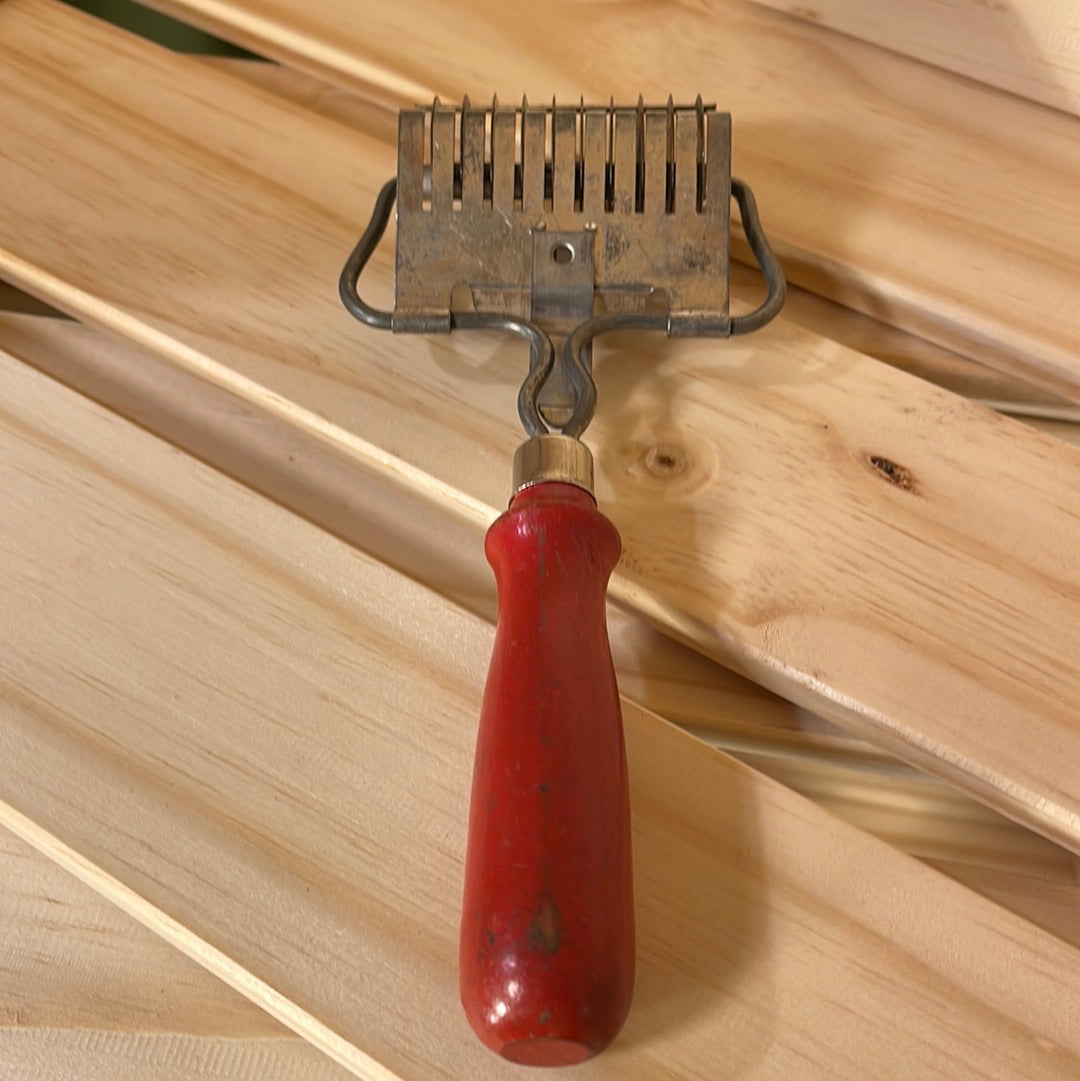 Vintage Pasta Cutter